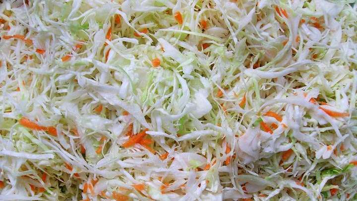 Как приготовить картофельный салат с квашеной капустой