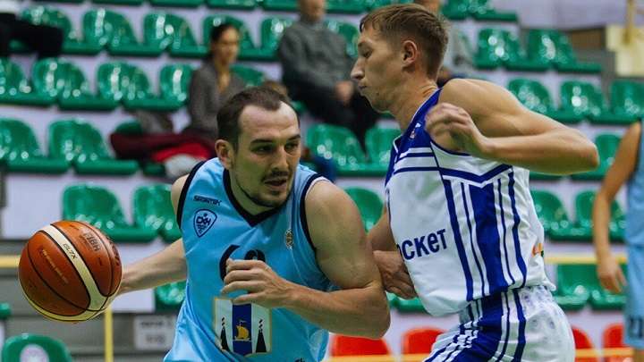 «АлтайБаскет» стартовал в Кубке Сибири с поражения от «Новосибирска»