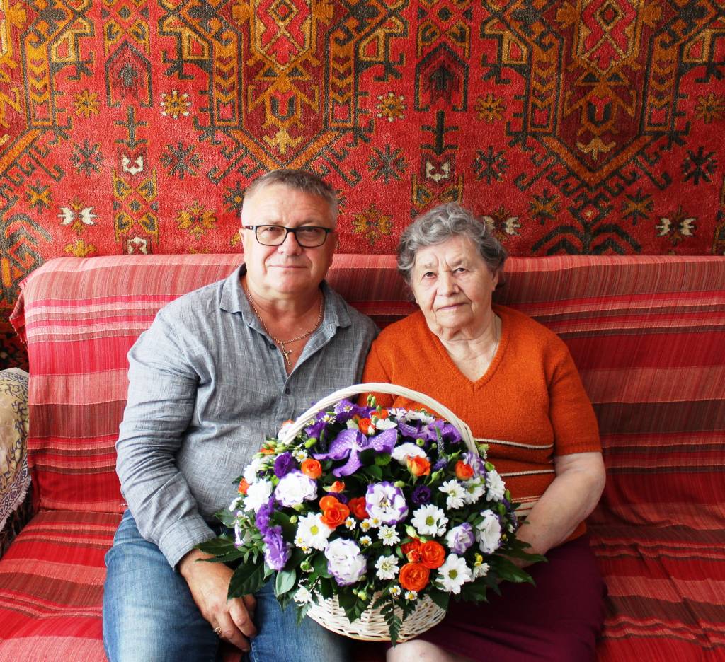 Сергей Писарев с мамой
