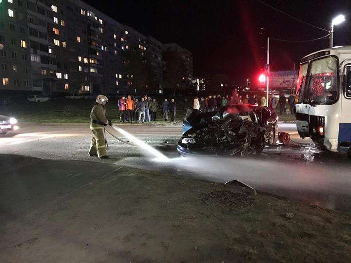 Страшное ДТП с автобусом произошло в Заринске. Погиб человек Фото №3