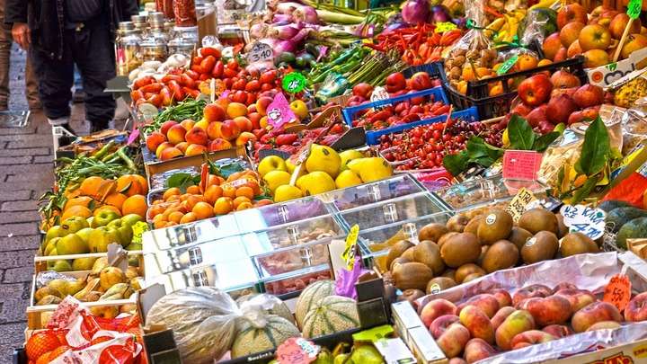 В Барнауле проходят социальные продовольственные ярмарки Фото №1