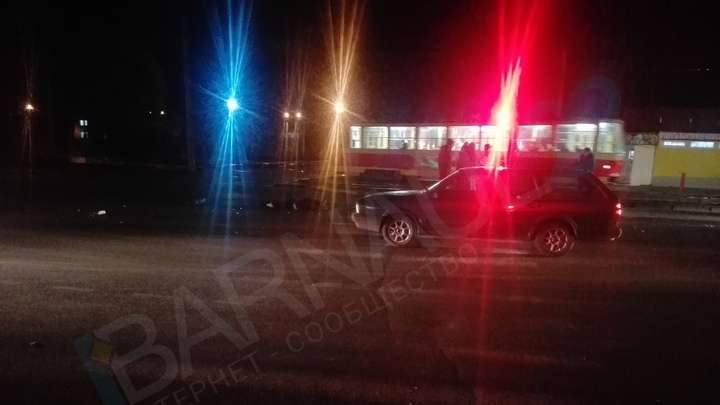 В Барнауле под колесами машин оказались три пешехода Фото №1
