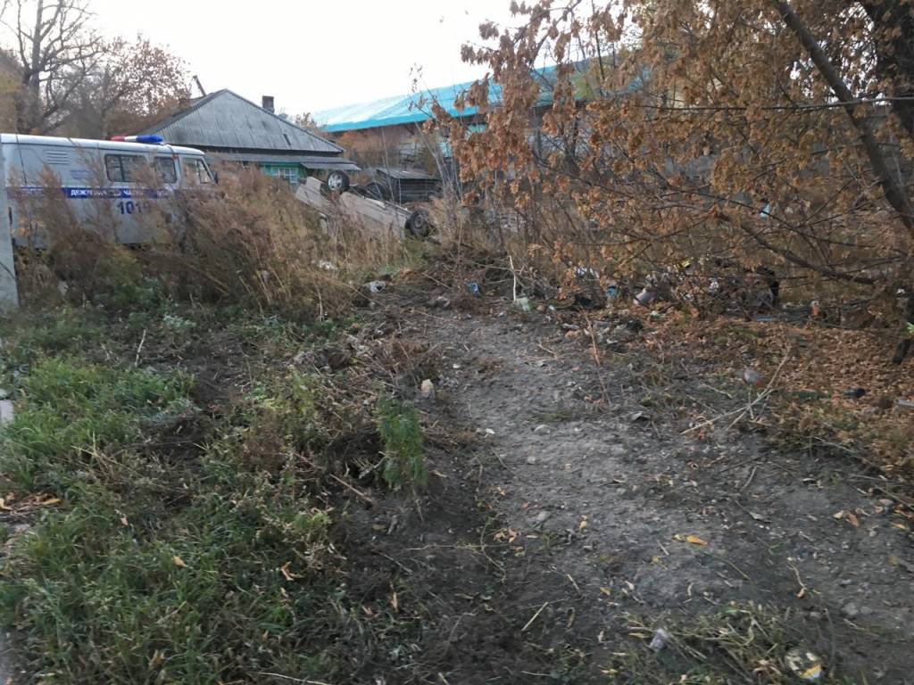 В Бийске потерялся хозяин перевернувшейся машины Фото №2