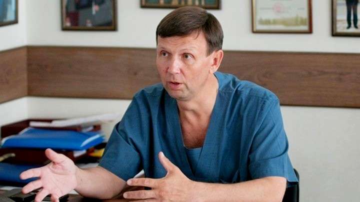 Владислав Бомбизо покинул пост главврача алтайской больницы скорой помощи Фото №1