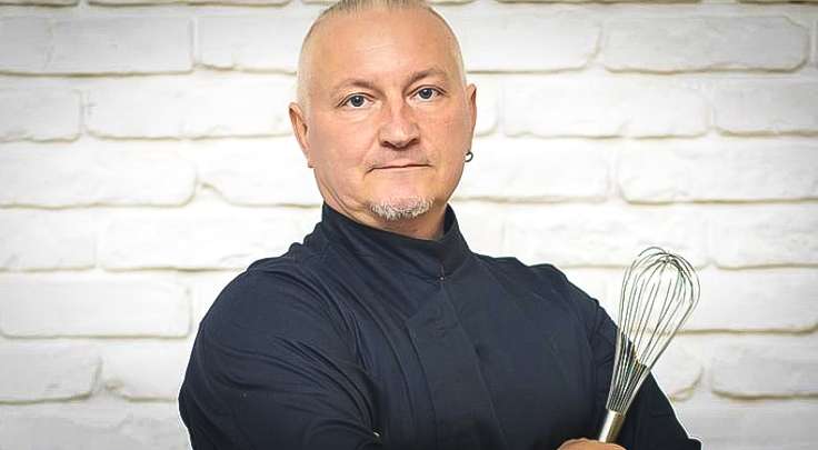 Суперфиналист реалити-шоу «Кондитер» из Барнаула рассказал о фишке кулинарии Фото №1