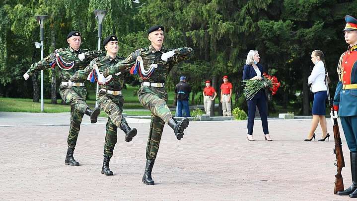 В Барнауле отметили годовщину окончания Второй мировой войны Фото №1