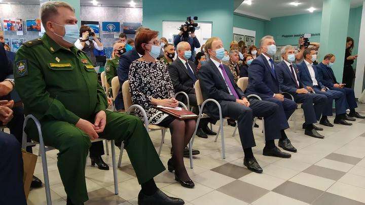 Дочь Титова и космонавт Крикалев приехали в Алтайский край Фото №1