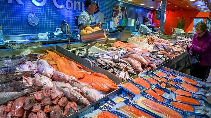 Роспотребнадзор запустил горячую линию по качеству мясной и рыбной продукции Фото №1