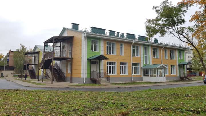 В Бийске завершился капремонт детсада, выкупленного городом у частников Фото №1