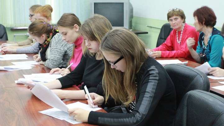 В Алтайском крае начались занятия школы межэтнической журналистики Фото №1