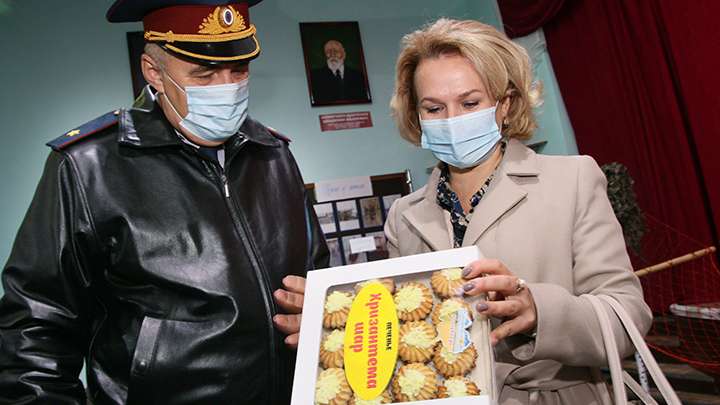 На Алтае прошла масштабная выставка продукции, созданной руками осужденных Фото №2
