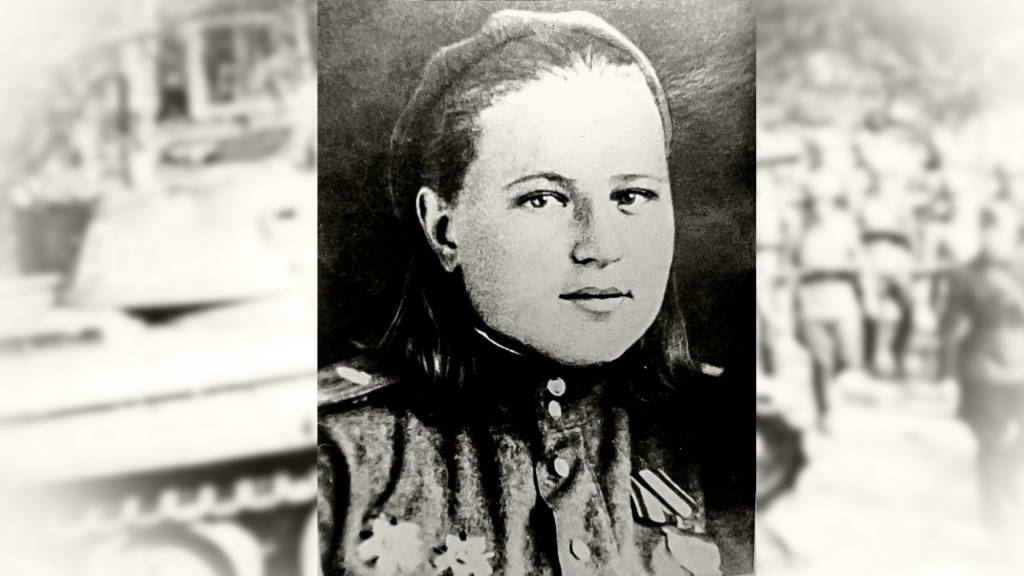 В главном Параде Победы 1945-го участвовала и единственная женщина-танкист с Алтая Фото №1