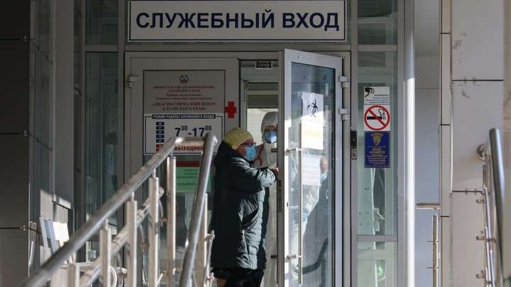За сутки в России выявили на 500 случаев коронавируса меньше Фото №1