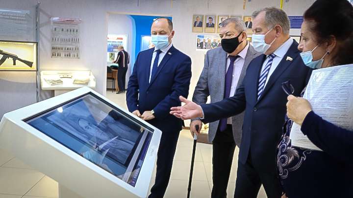 Барнаульский станкостроительный завод нуждается в рабочих руках Фото №4