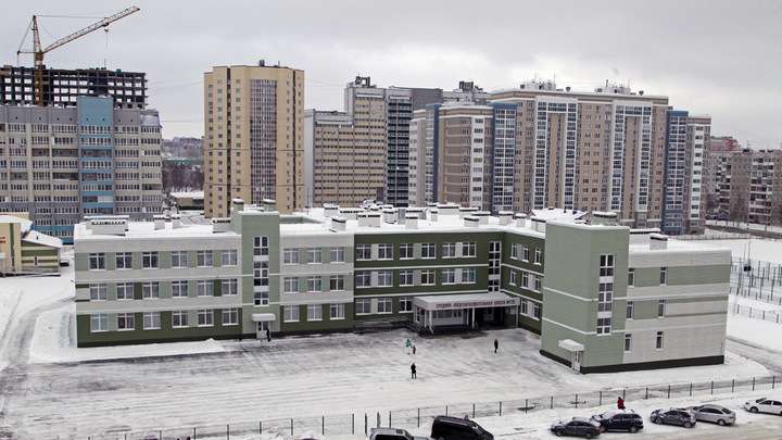 Алтайский край хочет войти в пилотный проект по строительству современных школ Фото №1