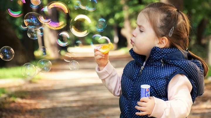 Госдума на полгода продлила выплаты на детей Фото №1