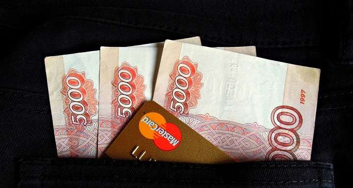 Следователям и прокурорам хотят поднять зарплату Фото №1