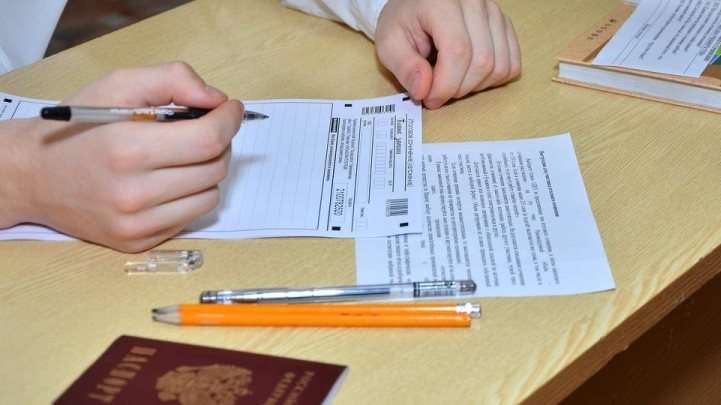 Стала известна дата итогового сочинения для выпускников Фото №1