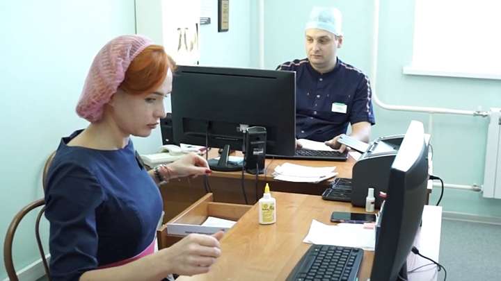 Алтайские хирурги снялись в роликах о раке легкого Фото №1