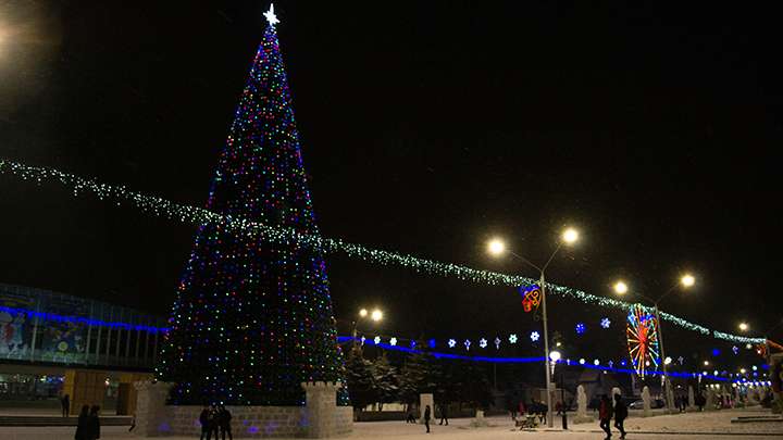 На главный снежный городок Барнаула потратят в 2 раза больше средств Фото №1