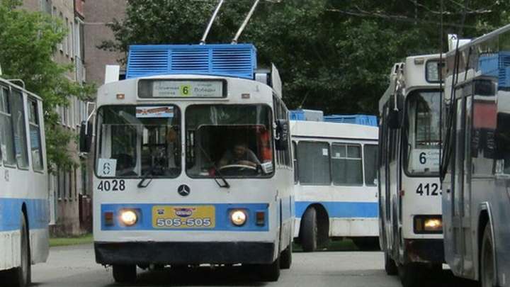 Барнаульский Горэлектротранс прокомментировал слухи о работе без кондукторов Фото №1