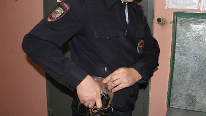 В алтайском городе обнаружено тело участкового в пункте полиции Фото №1