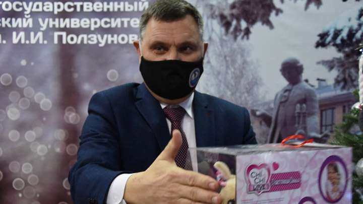 В Алтайском крае заканчивается акция «Желание под ёлкой» Фото №1