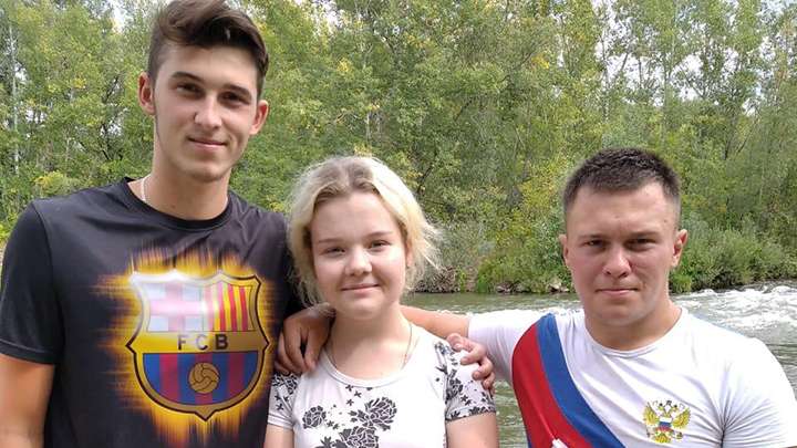 Восемь юных жителей Алтайского края представлены к награждению знаком «Горячее сердце» Фото №1