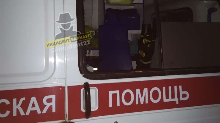Пьяный житель Барнаула напал на бригаду скорой помощи Фото №1
