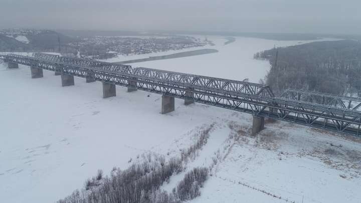 Монтаж балок заканчивается на Старом мосту в Барнауле Фото №1