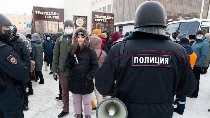 Полиция предостерегает жителей Алтайского края от участия в незаконных акциях Фото №1