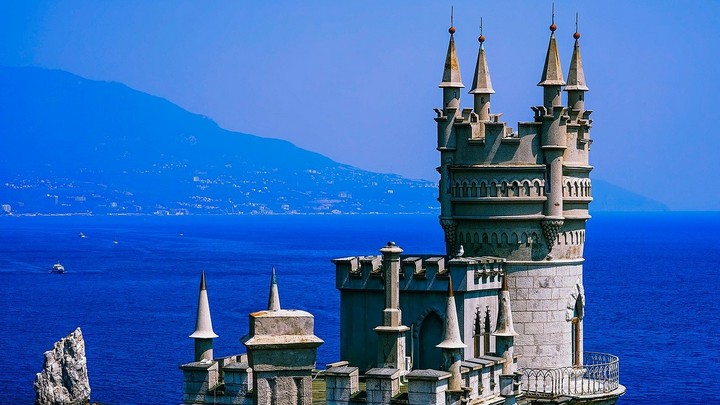 Из Барнаула запустят прямые рейсы в Крым Фото №1