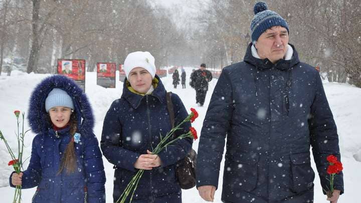 В Барнауле пройдет митинг, посвященный подвигу героев-десантников Фото №1