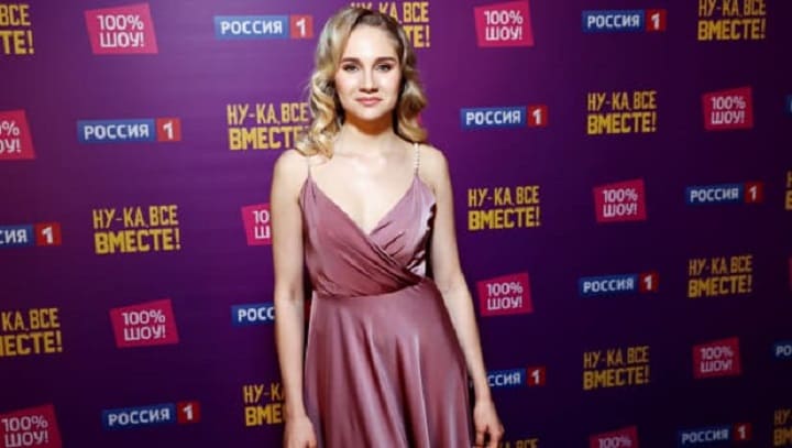 Певица из Новоалтайска выступит на шоу «Ну-ка, все вместе!» Фото №1
