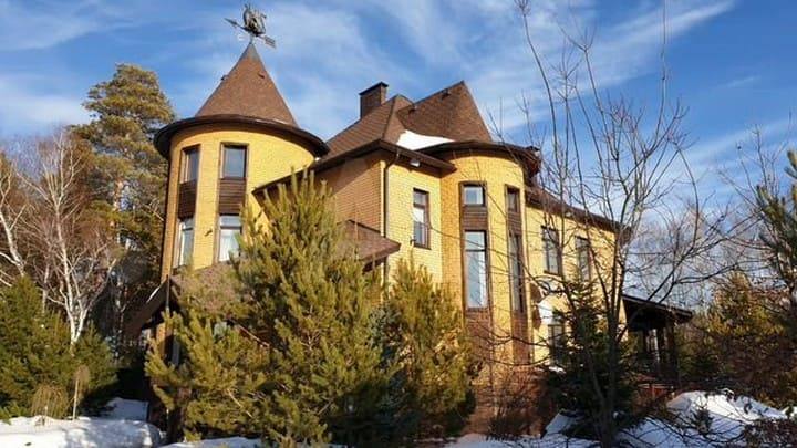 Под Барнаулом продают коттедж с русской печью Фото №1