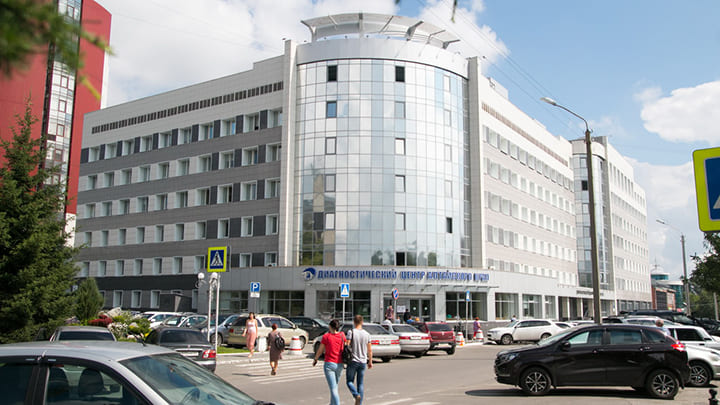 Кто-то вызвал пожарных в Диагностический центр Алтайского края Фото №1