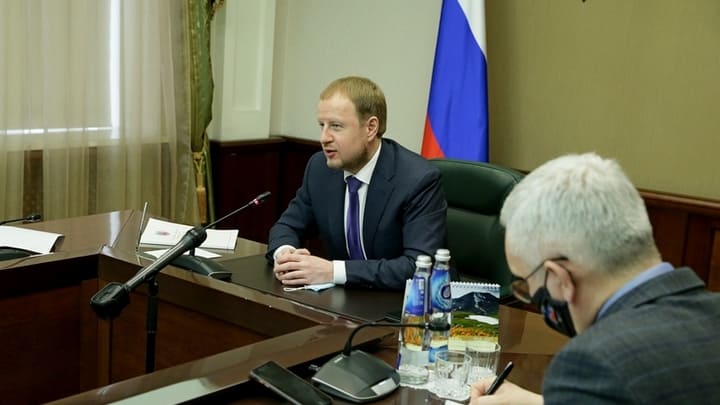 Губернатор Алтайского края велел мэрам лучше убирать улицы Фото №1