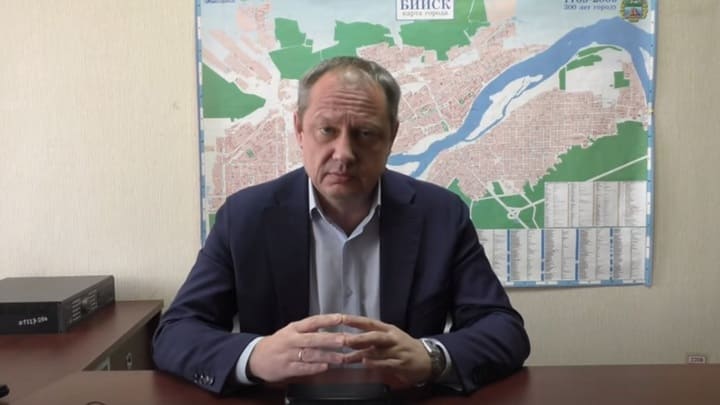 Мэр Бийска Александр Студеникин отозвал свое недавнее заявление об отставке Фото №1