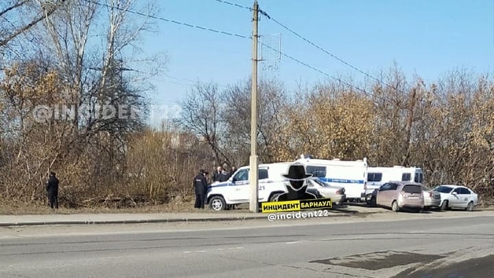 На берегу Пивоварки обнаружено тело мужчины Фото №1