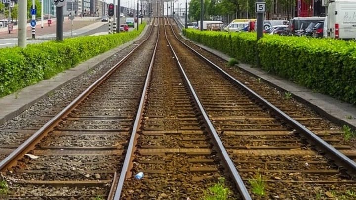 МУП «Горэлектротранс» Барнаула закупает десятки тонн рельсов Фото №1