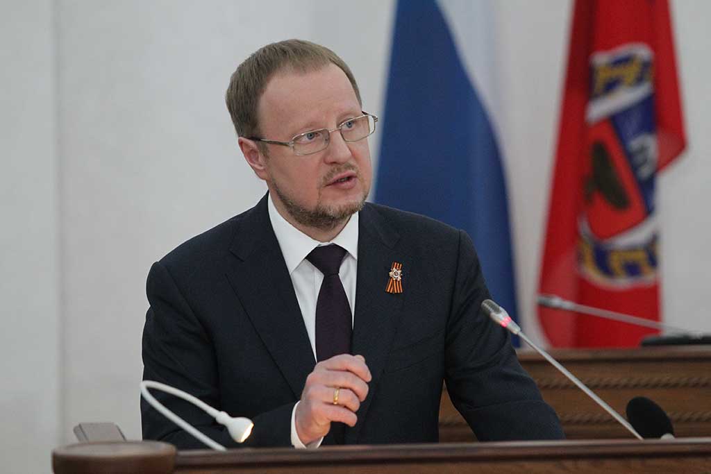 Губернатор Виктор Томенко: «Мы возвращаемся к привычной жизни» Фото №1