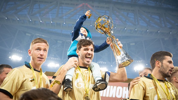 Александр Ерохин – трехкратный чемпион России по футболу в составе «Зенита» Фото №1