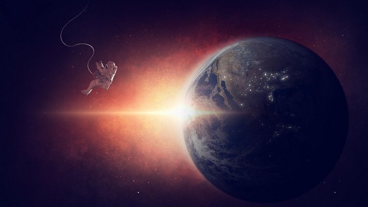 Летом отправится в космос ракета с одним звездным туристом Фото №1