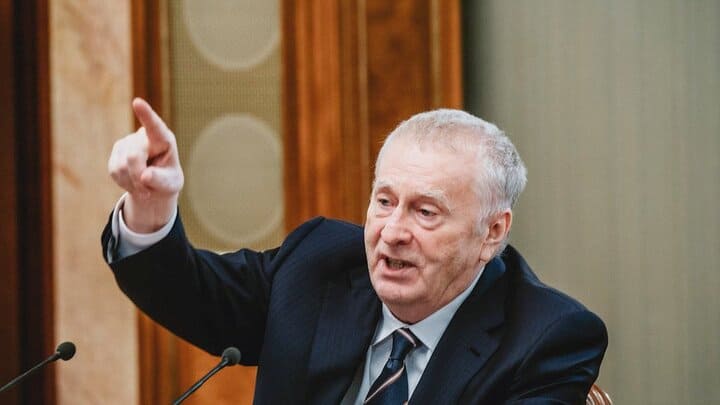 Вакцина от ареста: Жириновский предложил не наказывать привитых от ковида Фото №1