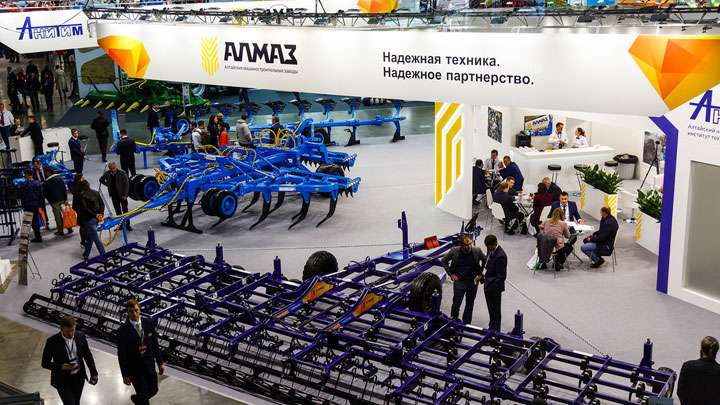 В Алтайском крае побывали представители Минпромторга России и ассоциации «Росспецмаш» Фото №1