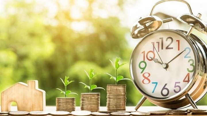 Минфин собирается вдвое сократить число финансово безграмотных россиян Фото №1