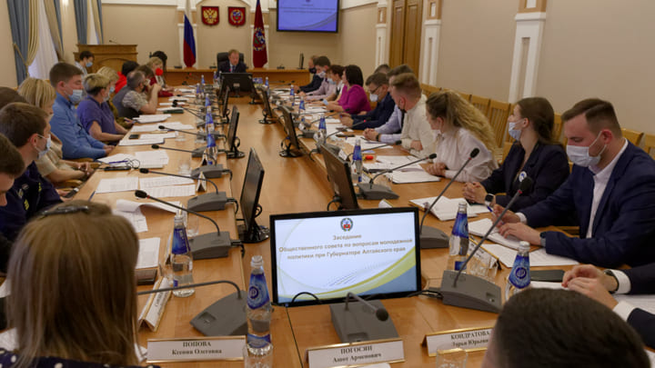Алтайский край занял второе место в Сибири по количеству молодежных проектов Фото №1