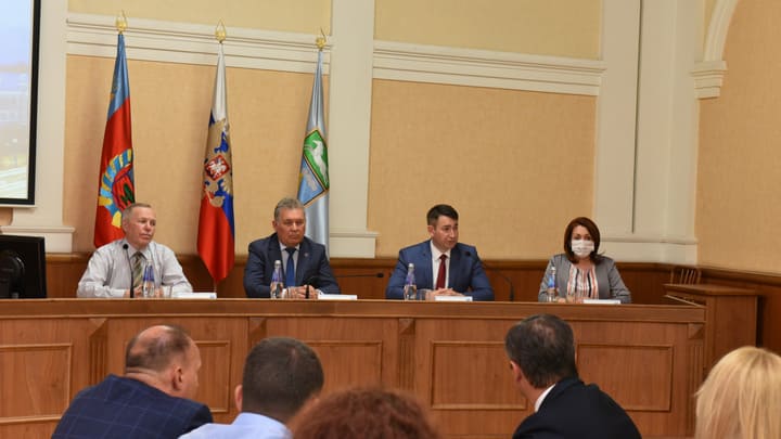 В Барнауле установят стелу «Город трудовой доблести» Фото №1