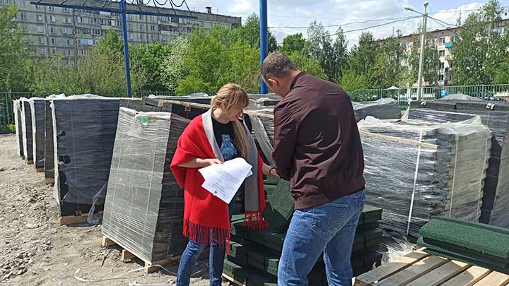 В Бийске возобновили работы по благоустройству. Не забудут о недоделках 2020 года Фото №1