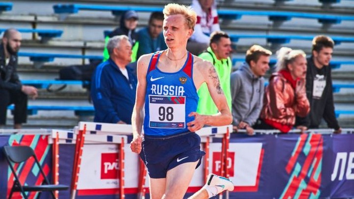 Савелий Савлуков выиграл юниорское первенство России по легкой атлетике Фото №1